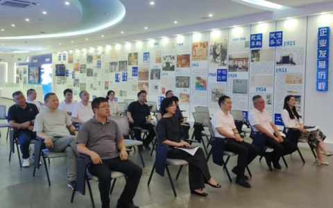 浦江縣委常委、組織部部長(zhǎng)王甲元一行蒞臨杭機(jī)股份開(kāi)展調(diào)研